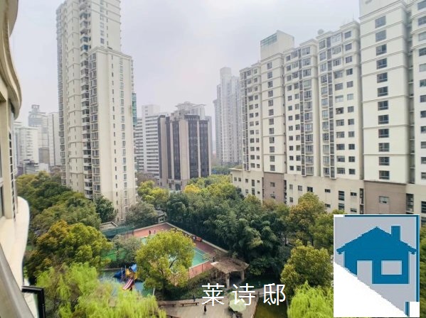莱诗邸.jpg